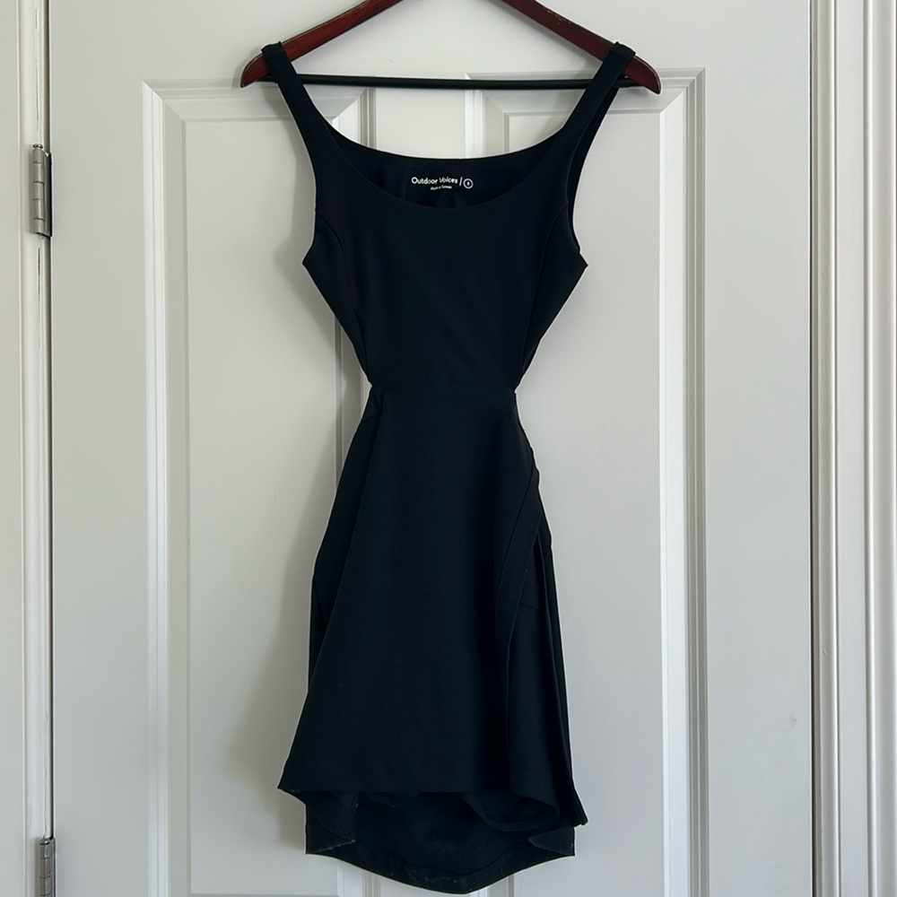 Black outdoor voices dress cutout small
